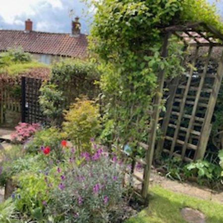 Picturesque Stone Cottage In The Heart Of North Yorkshire Village - Hideaway Cottage Ngoại thất bức ảnh