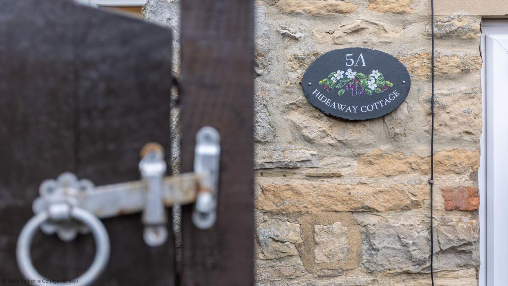 Picturesque Stone Cottage In The Heart Of North Yorkshire Village - Hideaway Cottage Ngoại thất bức ảnh